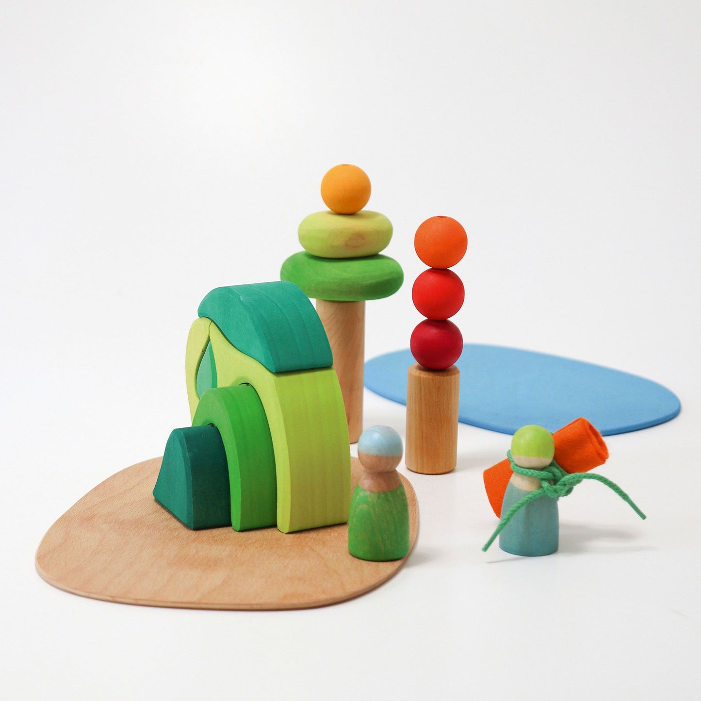 GRIMM'S Small World In The Woods 2023