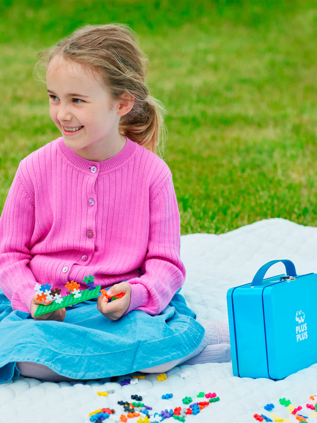 PLUS PLUS Suitcase Blue 600pcs - Bueno Blocks