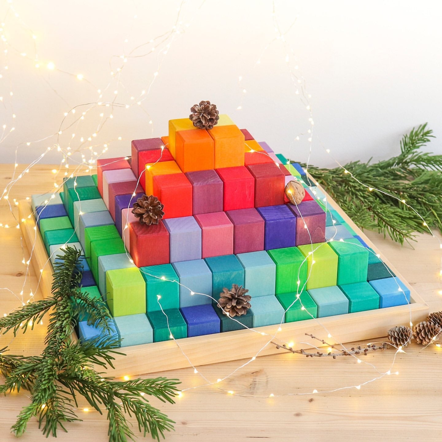 Grimm's Large Stepped Pyramid - Bueno Blocks
