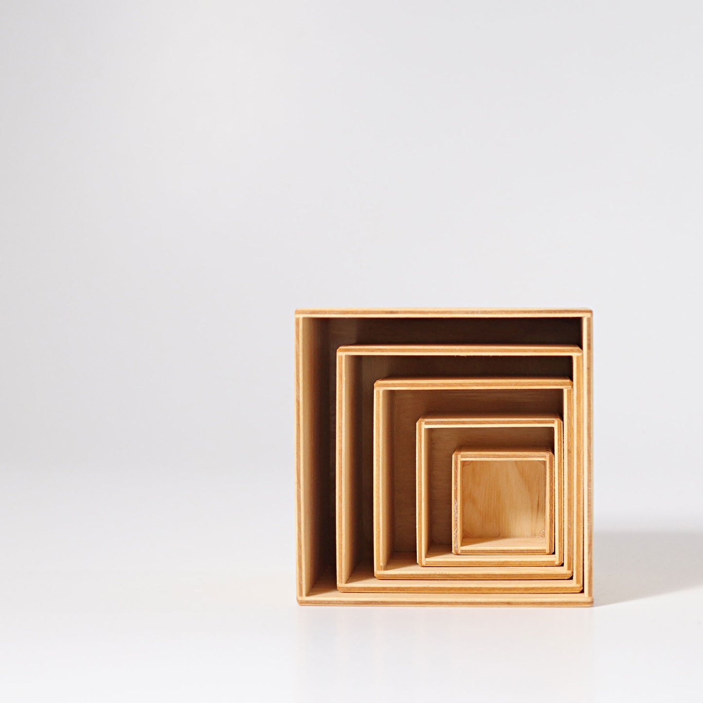 GRIMM'S Small Set of Boxes