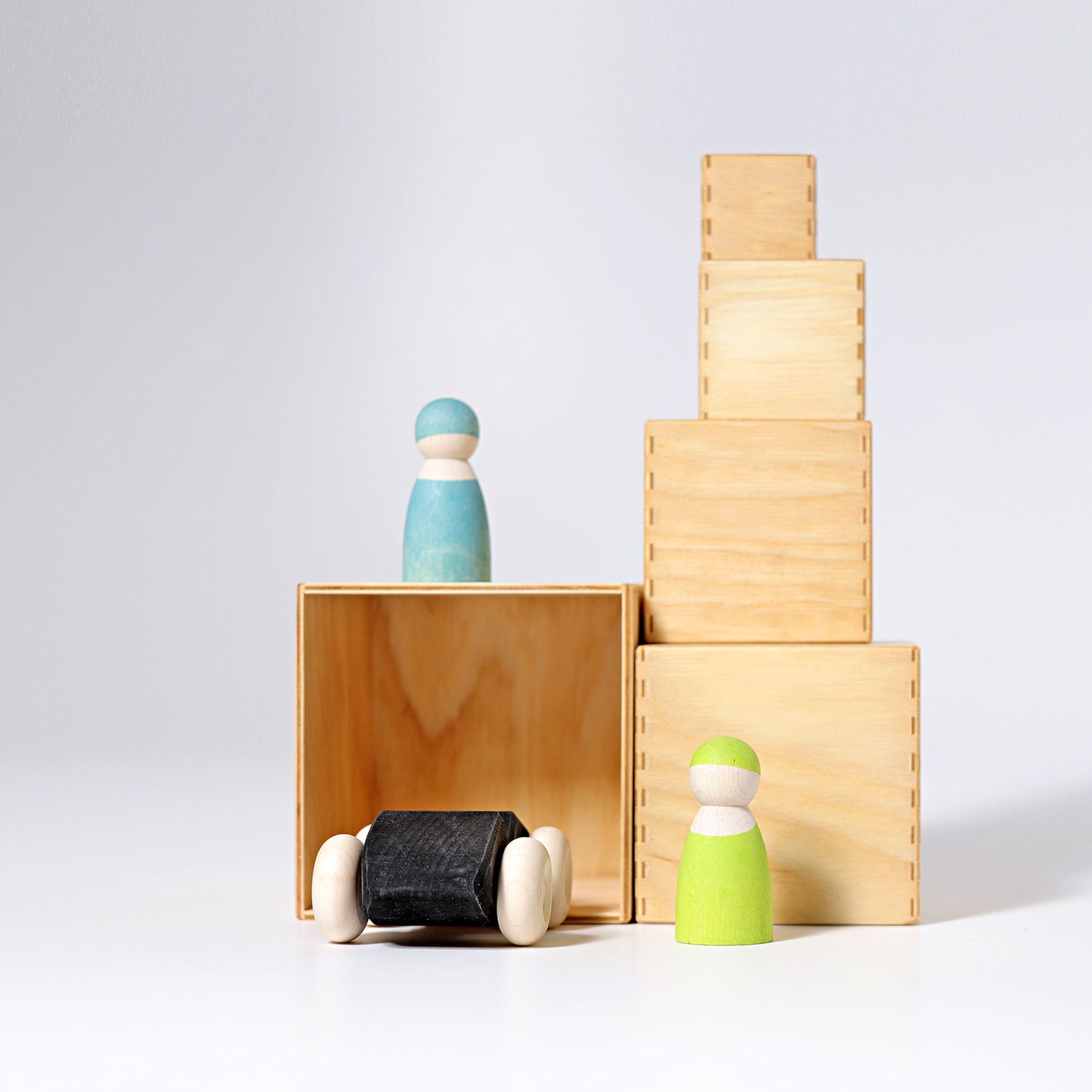 GRIMM'S Small Set of Boxes