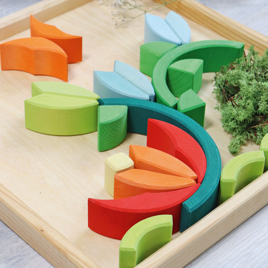 GRIMM'S Building Set Arcs in Squares
